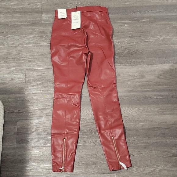 Zara Women's Red Pants - Picture 5 of 5
